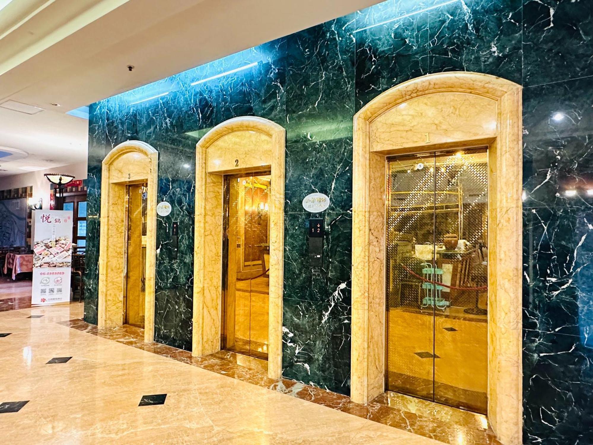 Wei-Yat Grand Hotel Tainan Eksteriør billede