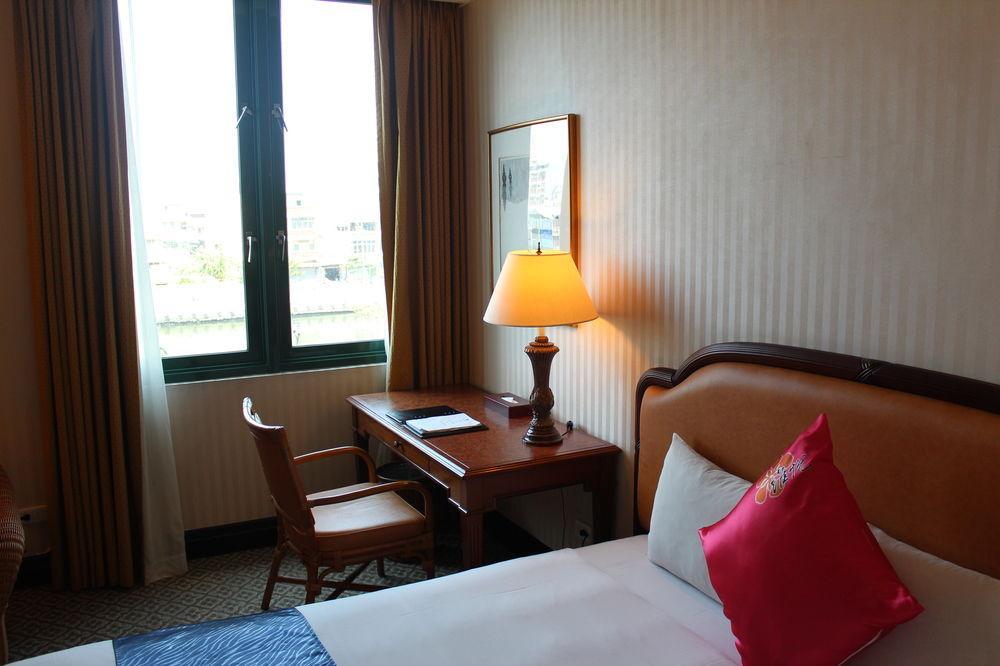 Wei-Yat Grand Hotel Tainan Eksteriør billede